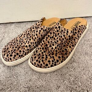 Born Leopard Print Mules